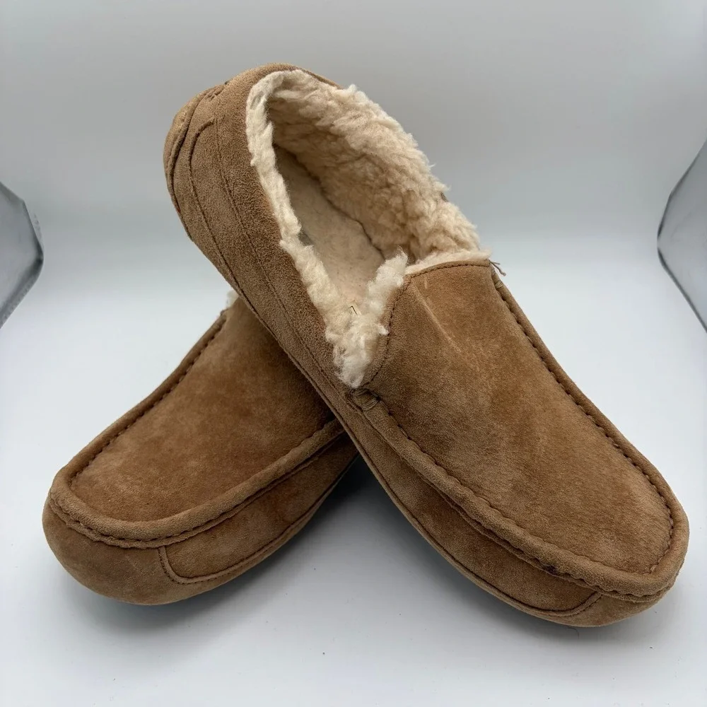 UGG Ascot Moccasin Slippers Mens 11 Chestnut Suede Wool Lined Loafers 5775